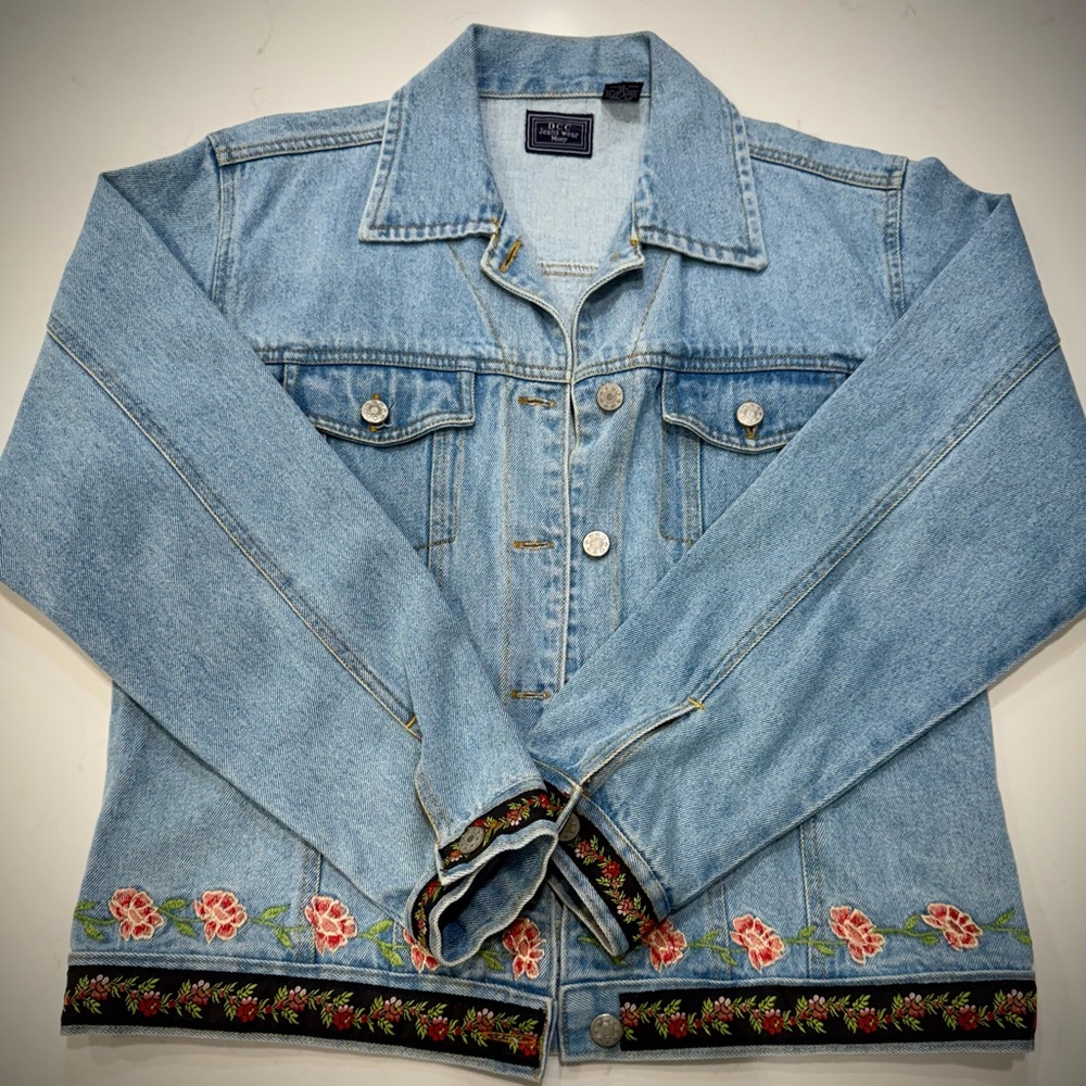 EUC - Embroidered Denim Jacket – Size Large
